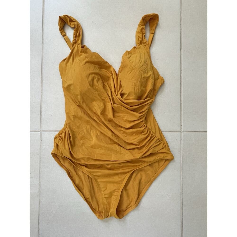 Jantzen Swim One Piece Swimsuit V Neck Ruched Beach Summer